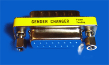 Foto Mini Gender Changer HD - Sub - Stecker 15 - polig auf HD - Sub - Buchse 15 - polig