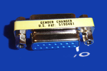 Foto Adapter  D - Sub - Buchse 15 - polig auf D - Sub - Buchse 15 - polig