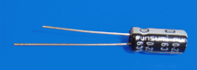 Elektrolyt - Kondensator radial 0,22µF µF 63V