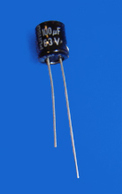 Elektrolyt - Kondensator radial 100 µF 6,3V