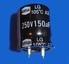 Elektrolyt - Kondensator radial 150 µF 250V