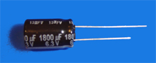 Elektrolyt - Kondensator radial 1800 µF 6,3V