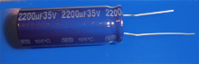 Elektrolyt - Kondensator radial 2200 µF 35V