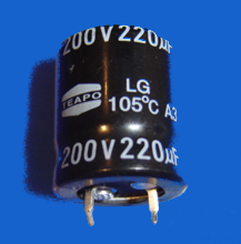 Elektrolyt - Kondensator radial 220 µF 200V 105C RM10 SnapIn
