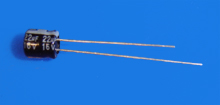Elektrolyt - Kondensator radial 22 µF 50V