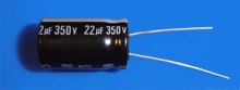 Elektrolyt - Kondensator radial 22 µF 350V