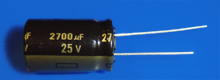 Elektrolyt - Kondensator radial 2700 µF 25V