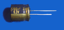 Elektrolyt - Kondensator radial 2700 µF 6,3V