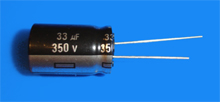 Foto Elektrolyt - Kondensator radial 33 µF 350V
