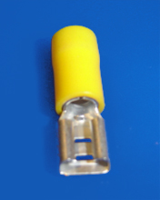 Foto Flachsteckhülse 6,4mm gelb isoliert